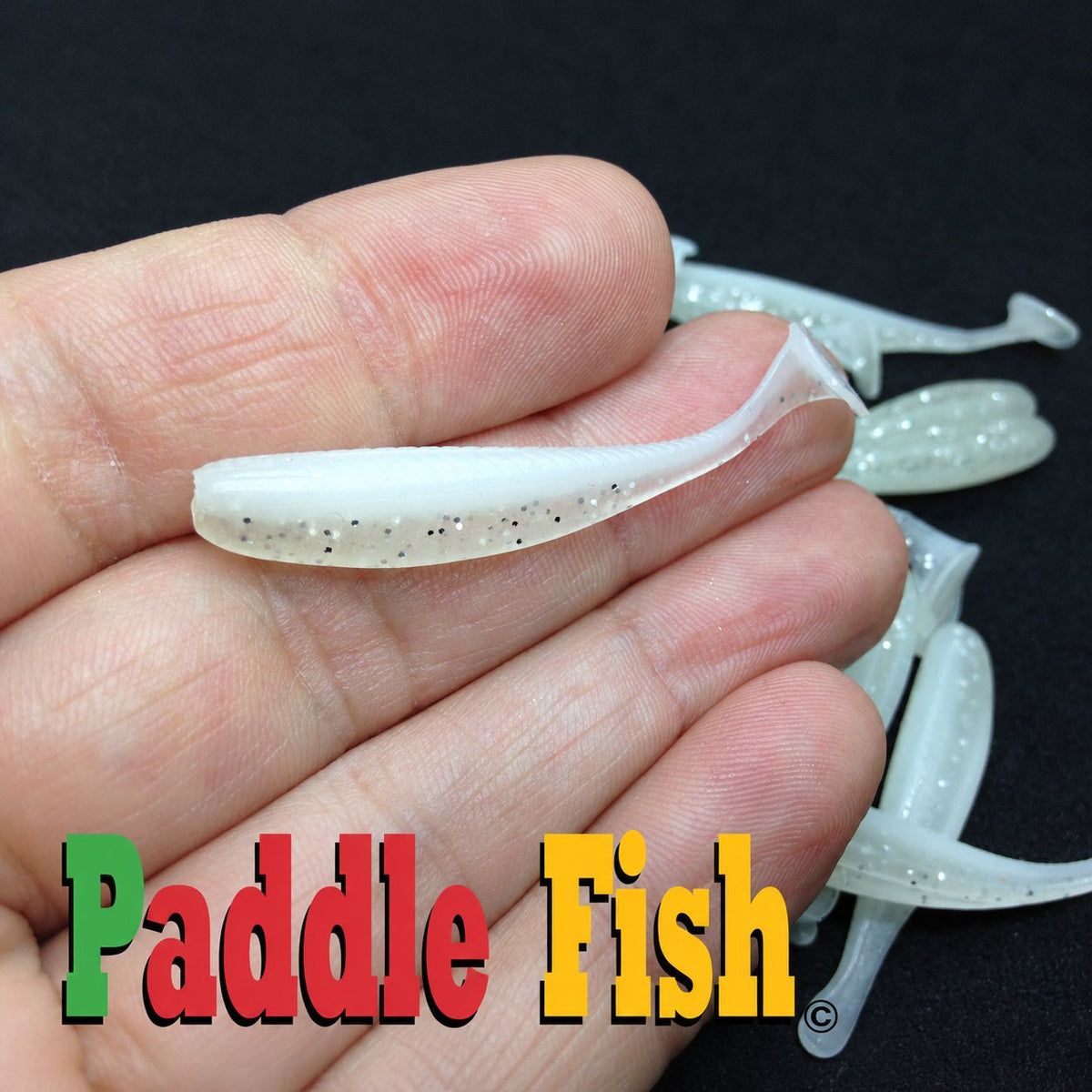 Leurre souple Paddle Fish Mini 2,5 po + Attractant, BLANC.